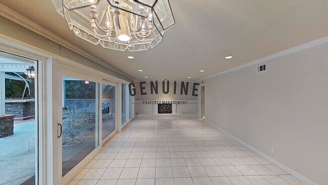 Building Photo - Large 4 Bedroom House with Pebble Bottom Pool - Backyard Oasis!