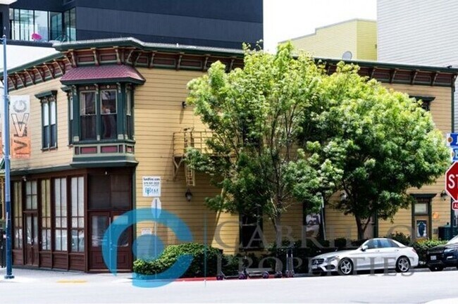 Building Photo - 1499 J St