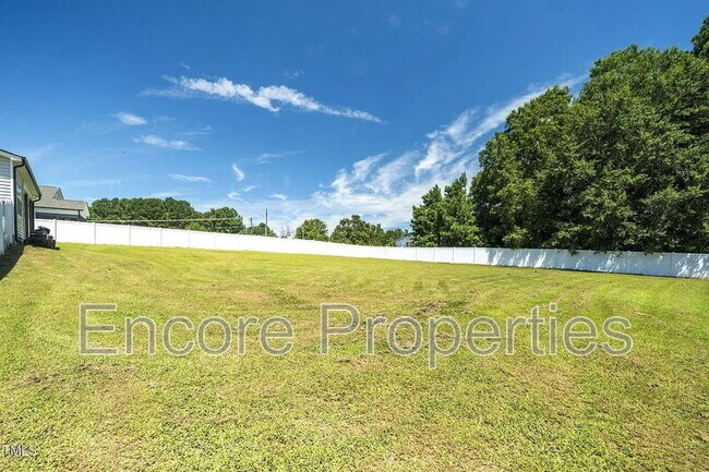 Building Photo - 51 Buckstone Pl