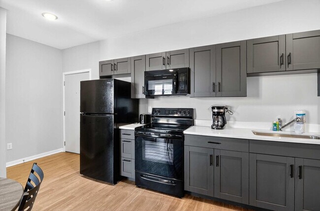 Building Photo - 229 S Grant St