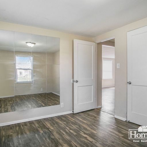 Building Photo - Keller Park Two Bedroom Home
