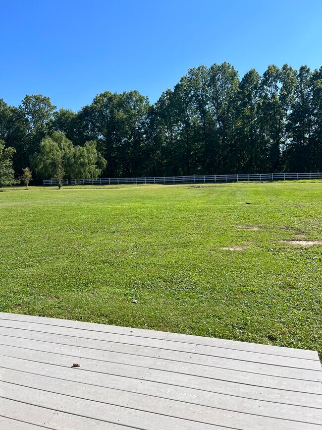 Building Photo - 416 Housel Craft Rd