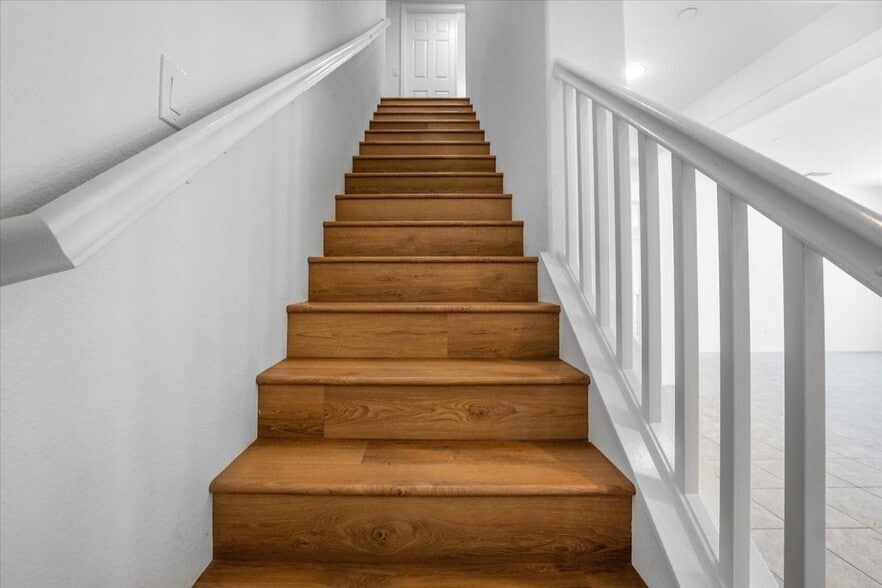 Building Photo - 1123 E Pennsylvania Ave