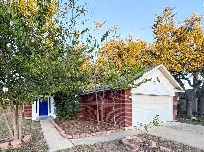 Building Photo - 1000 Moon Glow Dr