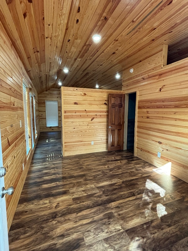 Building Photo - 16889 Digby Dr
