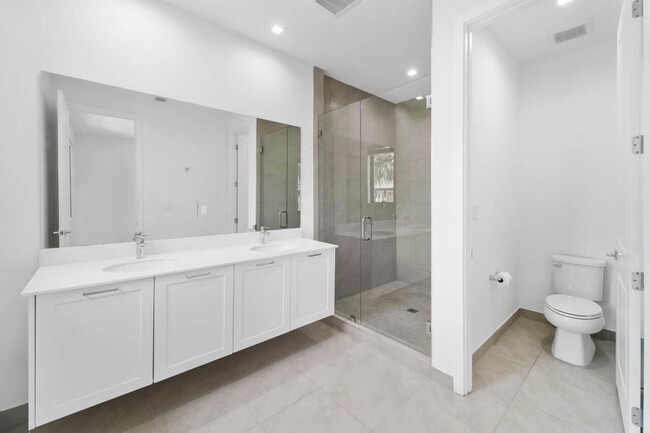 Building Photo - 8173 NW 42nd St