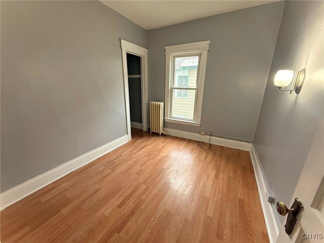 Building Photo - 367 Furman St