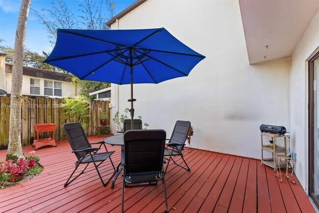 Building Photo - 3300 Atlanta St