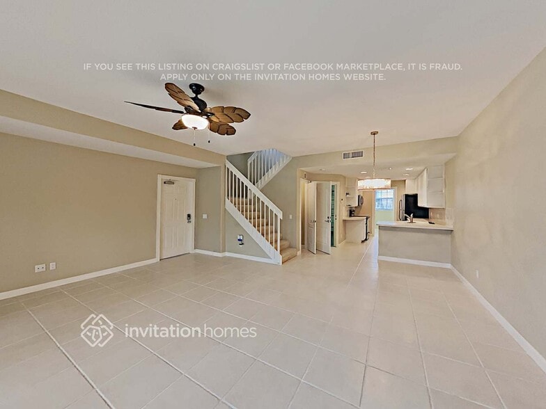 Building Photo - 495 Capistrano Dr