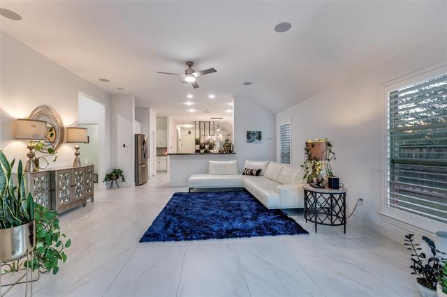 Building Photo - 10501 Old Dawson Ct