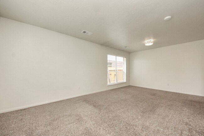 Building Photo - 1802 Whispering Forest Dr