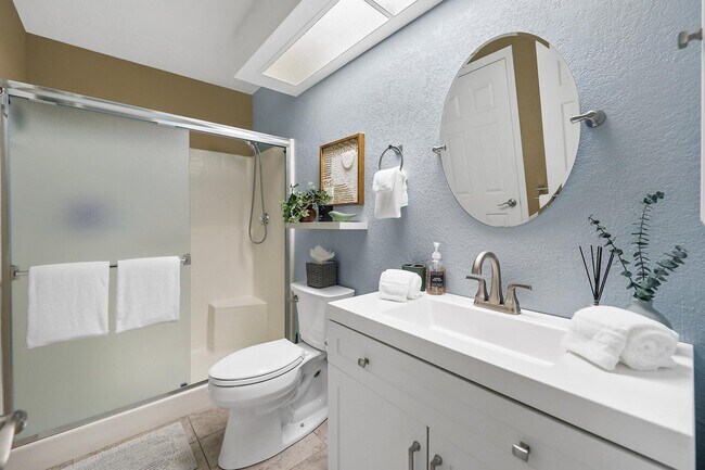 Building Photo - 42315 Liolios Dr