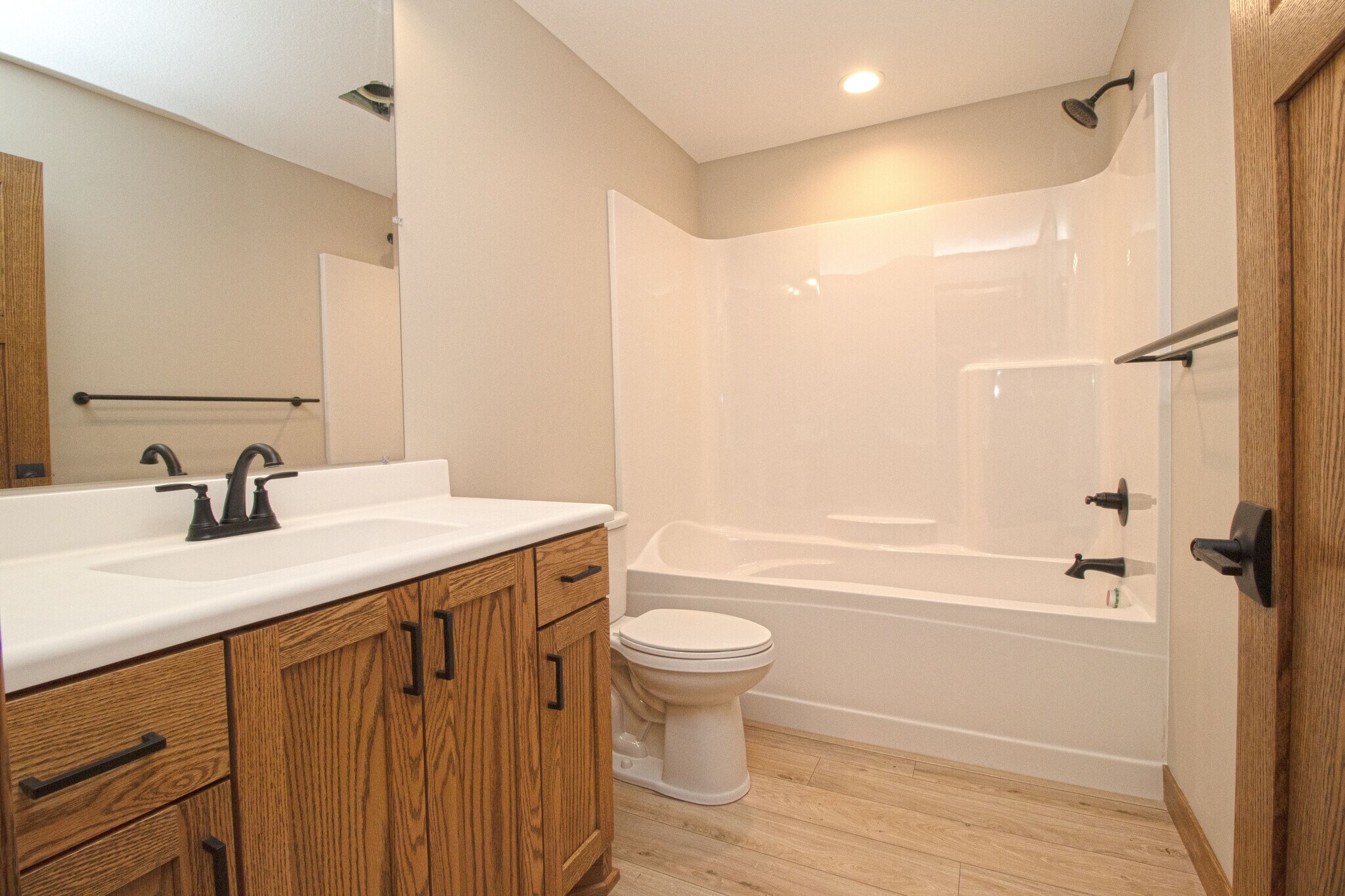 Building Photo - 610 Martin Ave