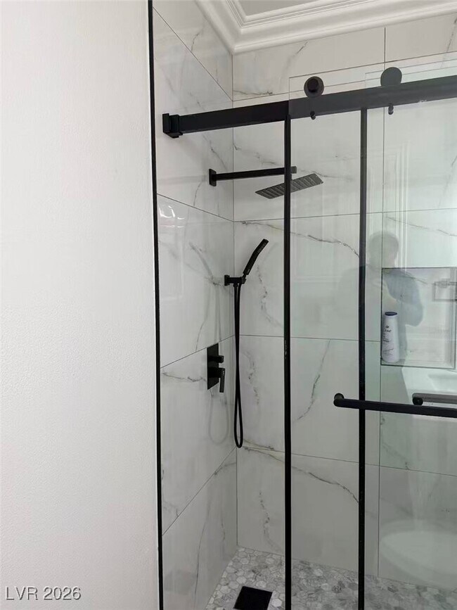 Building Photo - 605 Runbridge St