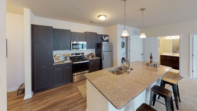 Building Photo - A3 | 1 Bed 1 Bath | 899 sf | $1615 - $1998...