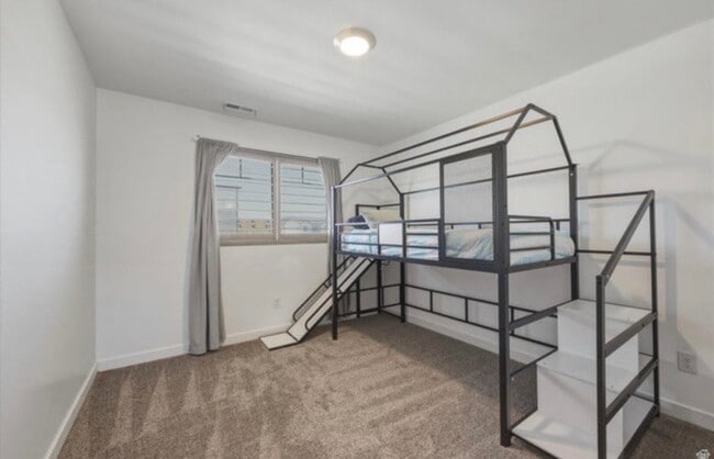 Building Photo - 616 West 1300 N