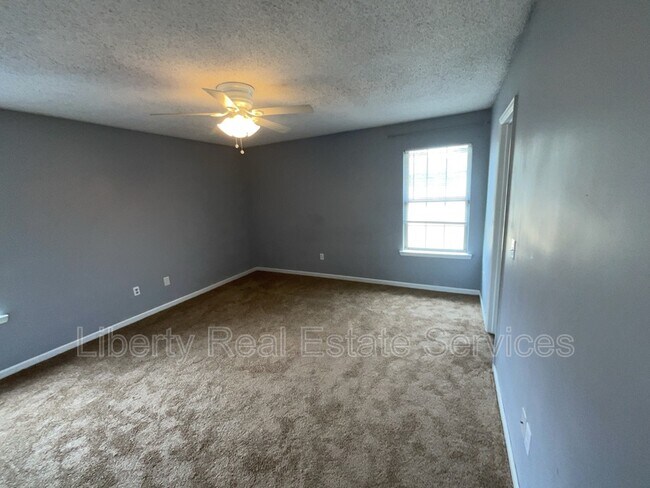 Building Photo - 215 Bridgemont Way