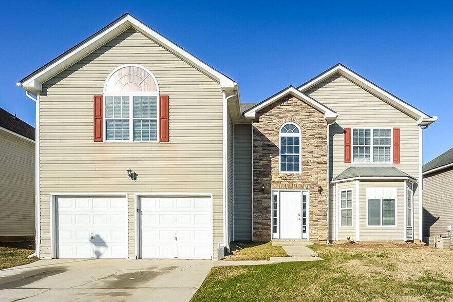 Primary Photo - 6083 Trotters Cir