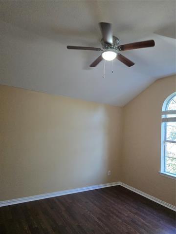 Building Photo - 224 Bluefinch Dr