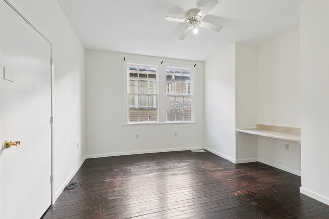 Building Photo - 2830 Palmer Ave