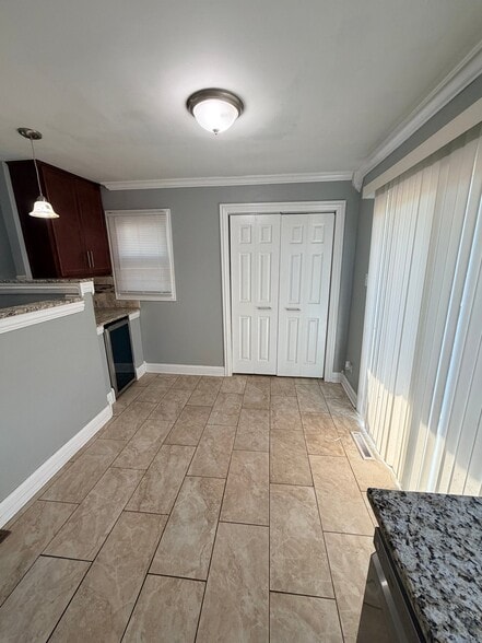 Building Photo - 1602 217th Pl