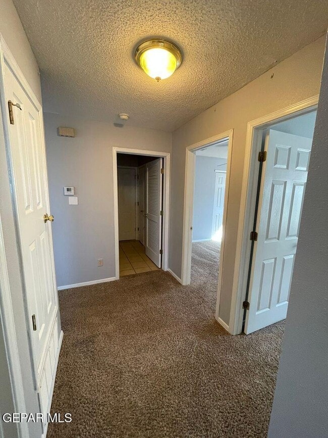 Building Photo - 3952 Tierra Venado Dr