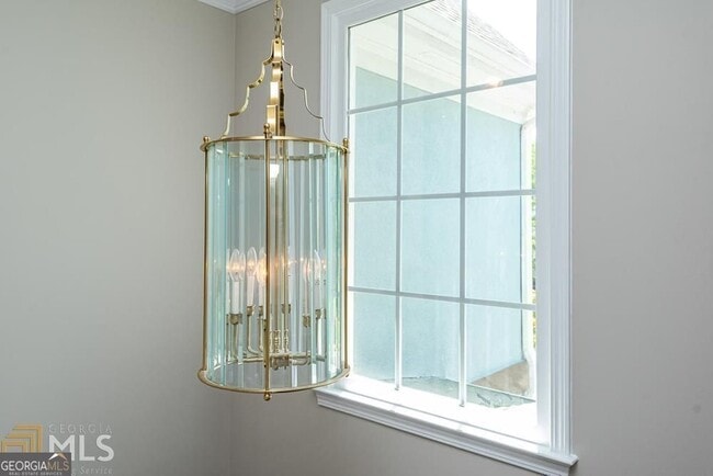 Building Photo - 225 Heritage Lake Dr