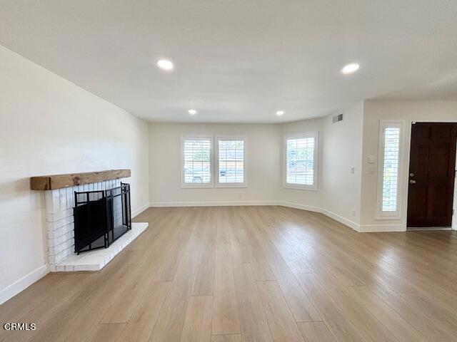Building Photo - 1721 Valencia Pl