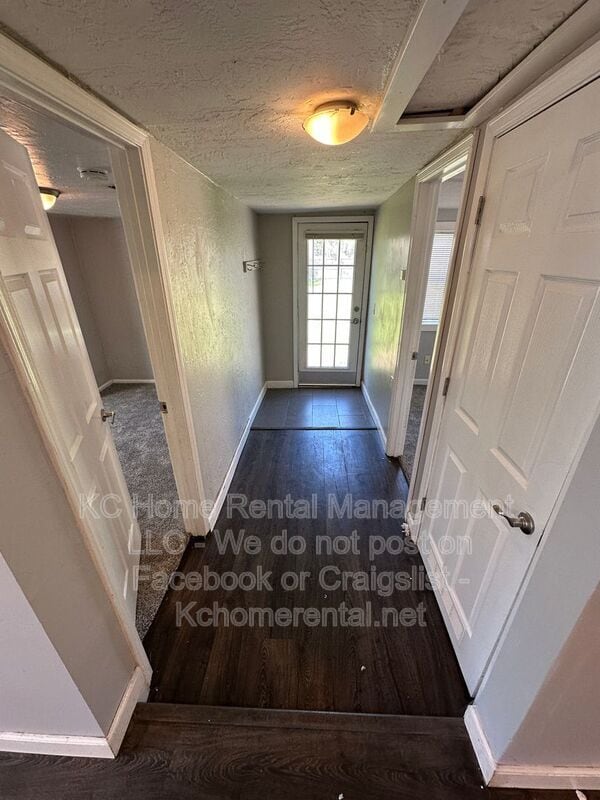 Building Photo - 316 W Elm St