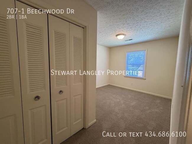 Building Photo - 707-1 Beechwood Dr-
