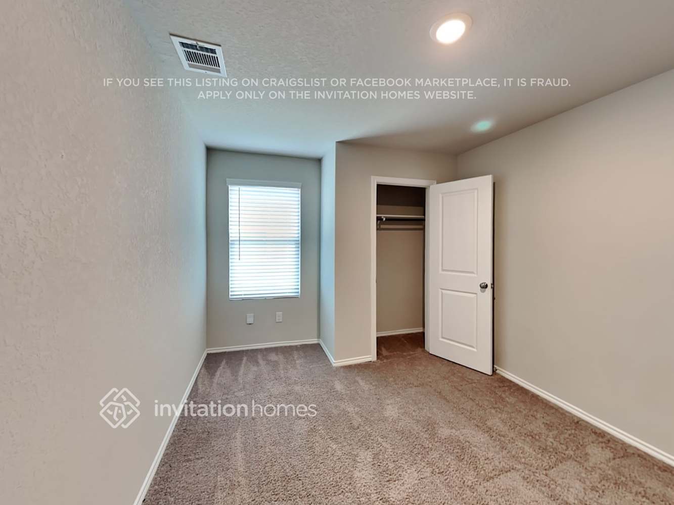 Building Photo - 122 Pasadena Pl