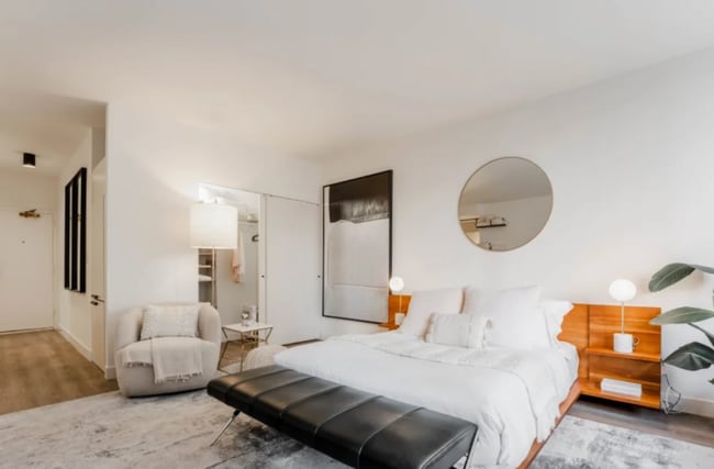 Building Photo - 54 E Chestnut St