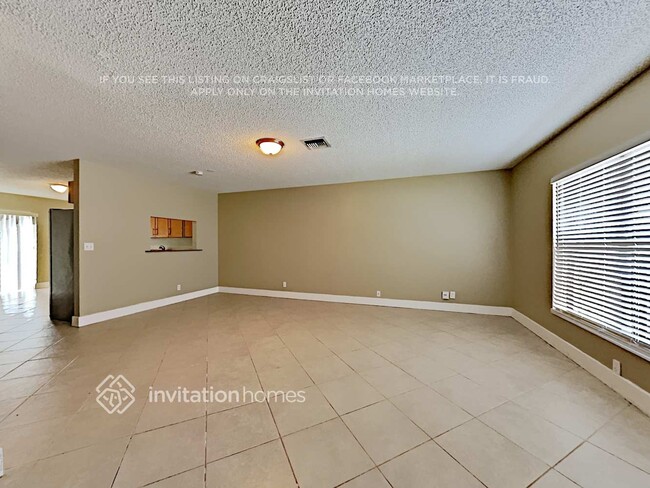 Building Photo - 5900 Ellis Hollow Rd W