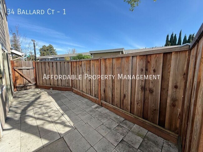 Building Photo - 34 Ballard Ct