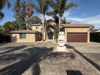 Building Photo - 5724 Tampa Ave