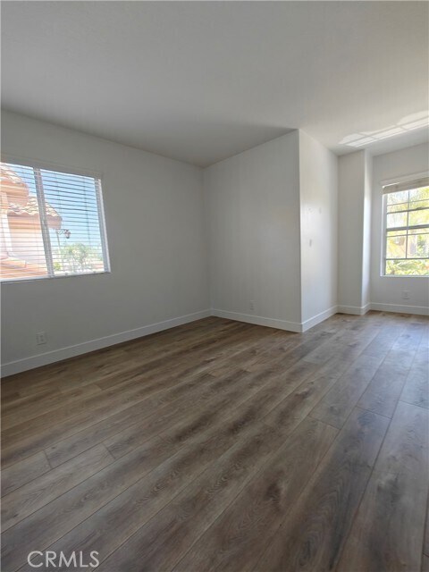 Building Photo - 8604 E Windsong Dr