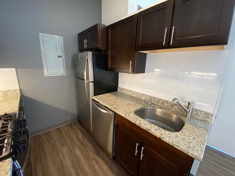 Building Photo - 147 E Berkeley St