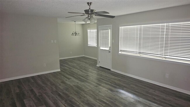 Building Photo - 5111 Scottwood Dr