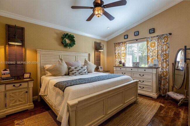 Building Photo - 1190 SW 108th Way