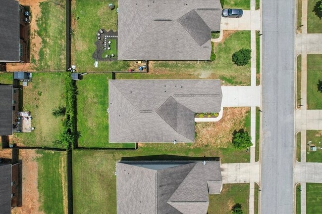 Building Photo - 127 Pembridge Ln
