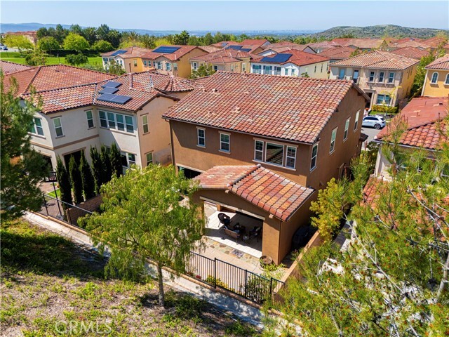 Building Photo - 40 Forster