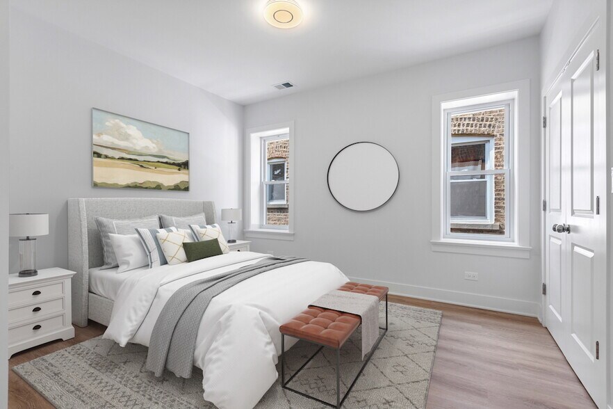 Building Photo - 6423 N Washtenaw Ave