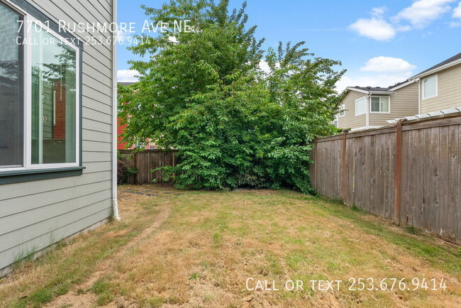 Building Photo - 7701 Rushmore Ave NE
