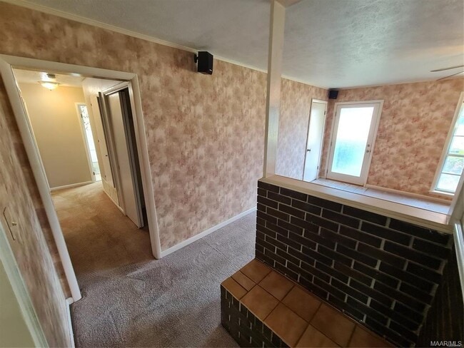 Building Photo - 109 Griffith Ave