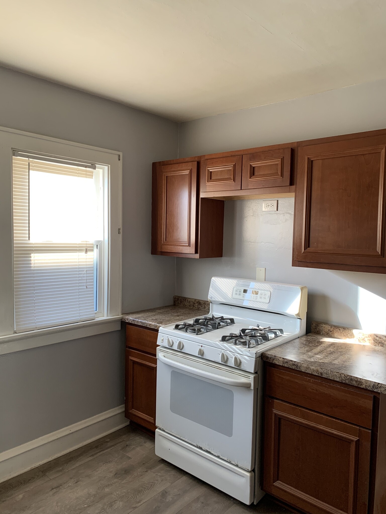 Building Photo - 2354 N 54th St