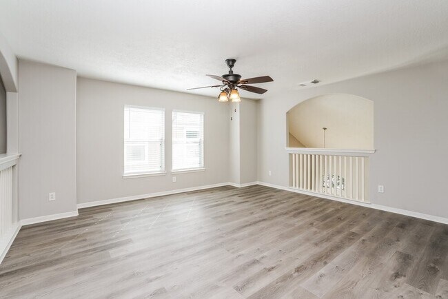 Building Photo - 6206 Lovage Ave