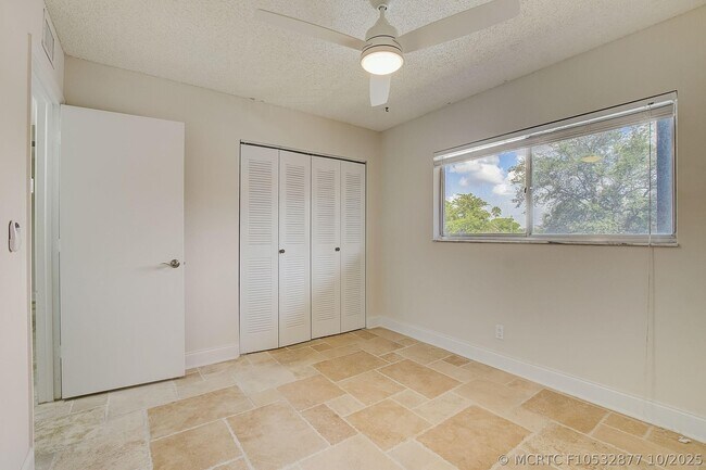 Building Photo - 7940 NW 50th St