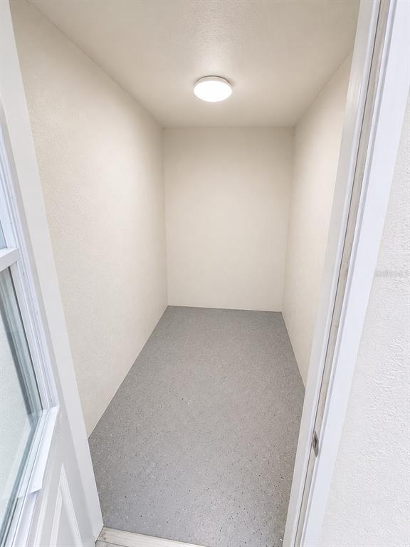 Building Photo - 3029 Walnut Ct
