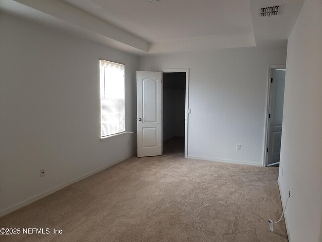 Building Photo - 10310 Magnolia Hills Dr