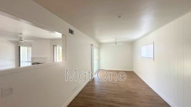 Building Photo - 4157 Kingsbury Pl